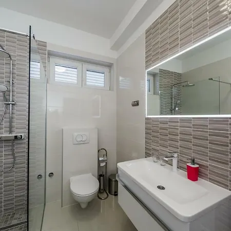 Lägenhet Apartman Sunce Kaštela